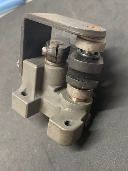SWF MES LEVER SHAFT BRACKET SET