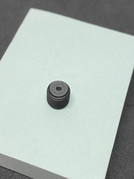 SWF GEAR SCREW (1/4 N=40 L=4.5)