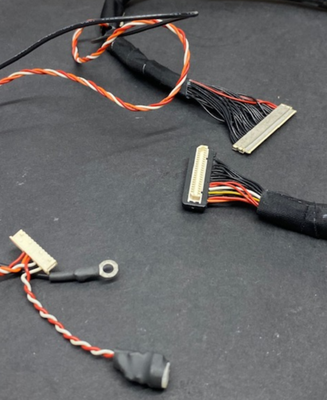 SWF LCD Monitor Cable (10.4)-500