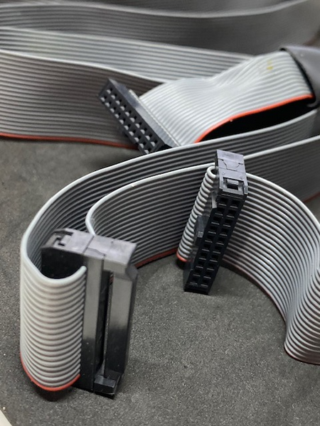SWF UPPER THREAD SIGNAL CABLE