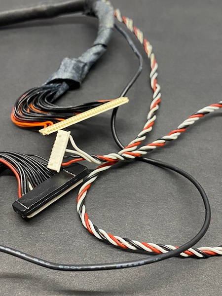 SWF LCD Monitor Cable (LB104V3)