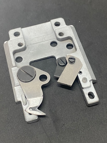 SWF NEEDLE PLATE BRACKET SET